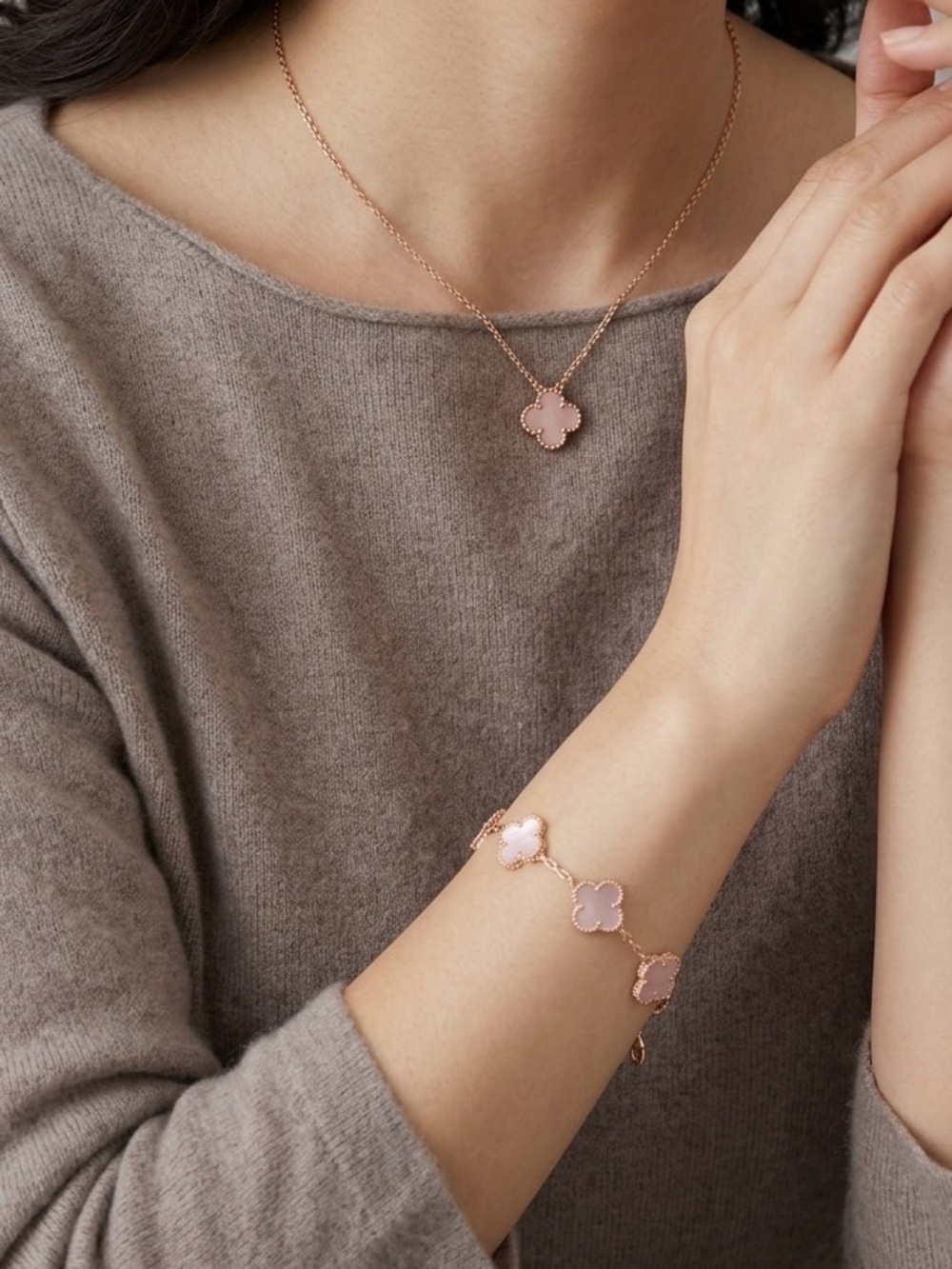 Pink and Gold Clover Pendant Necklace and Bracelet Set